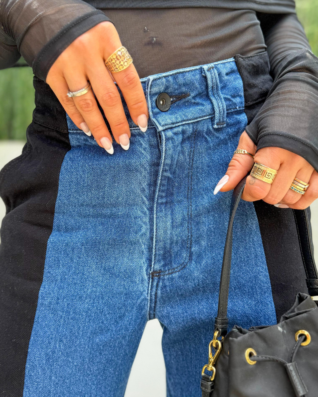Women's Mid Rise Straight Jeans