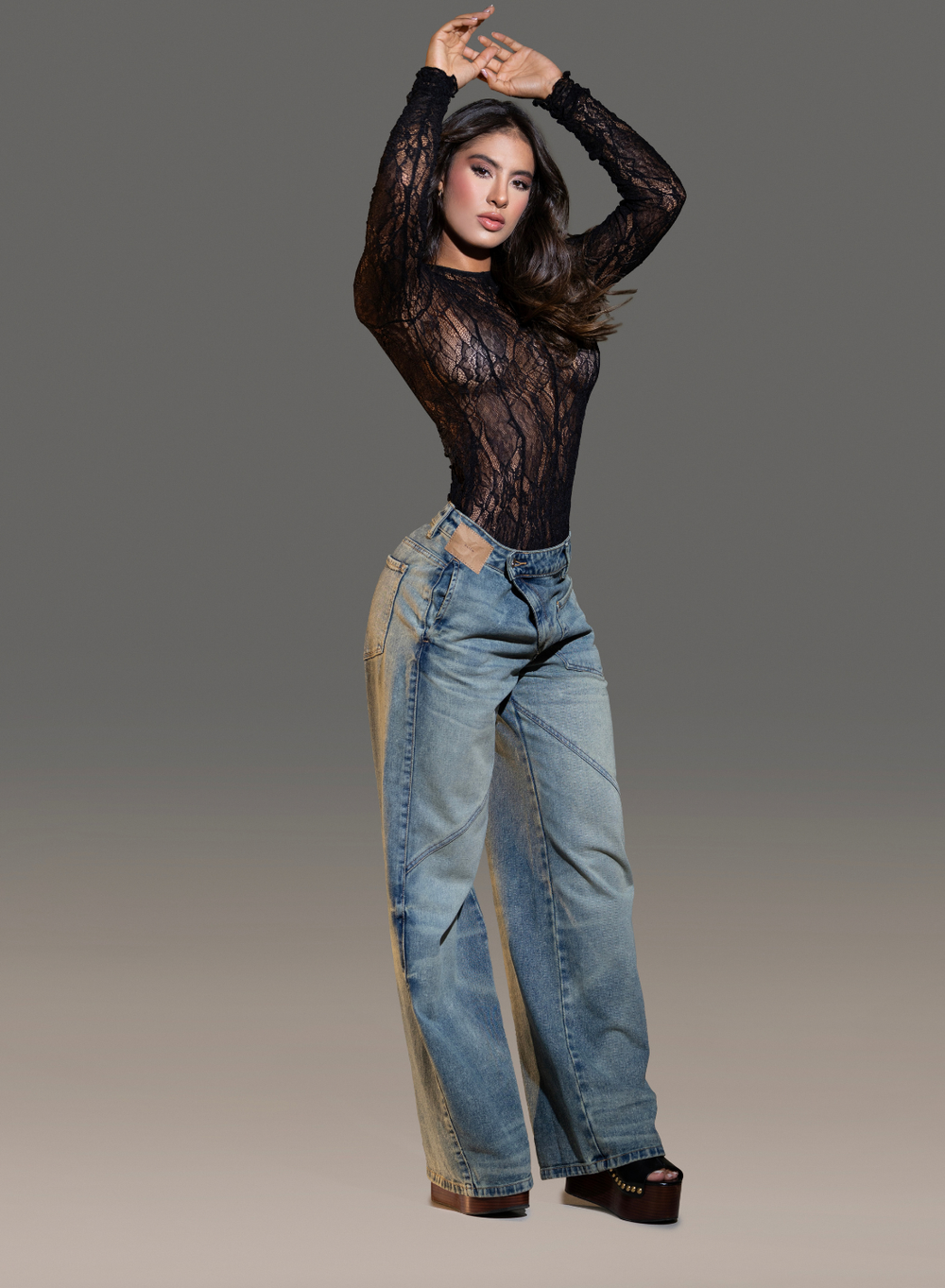 Women's Low Rise Straight Jean GREEG ALIEN JEANS COLOMBIA
