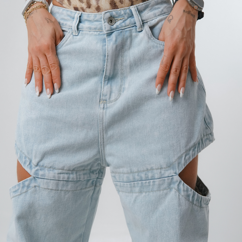 
                      
                        Women's Low Waist Barrel Alien Jeans
                      
                    