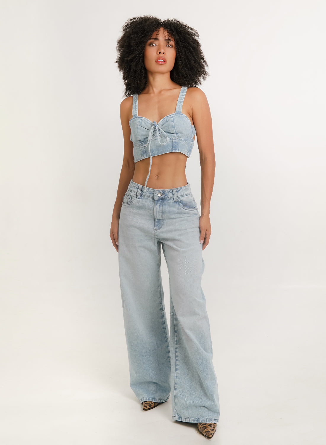 Women's Low Rise Flare Jeans jeans are in style