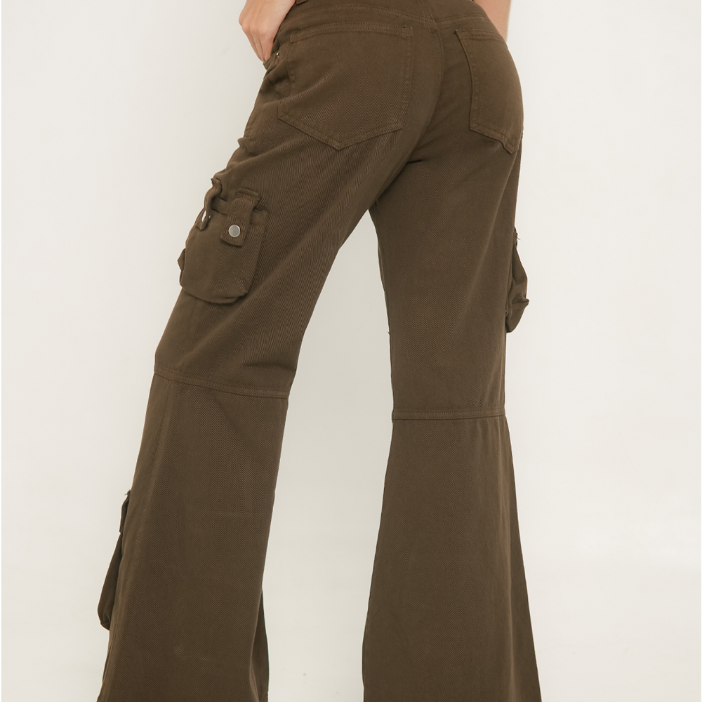 
                      
                        Women's Low Rise Cargo Jeans
                      
                    