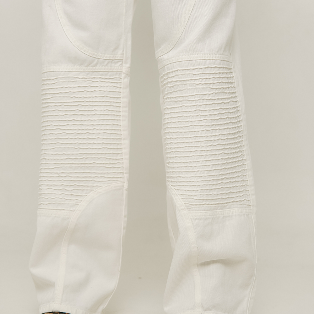 
                      
                        White Low Rise Balloon Jeans
                      
                    