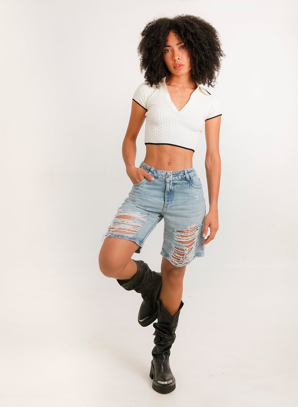 Women's Mid Rise Cargo Jorts