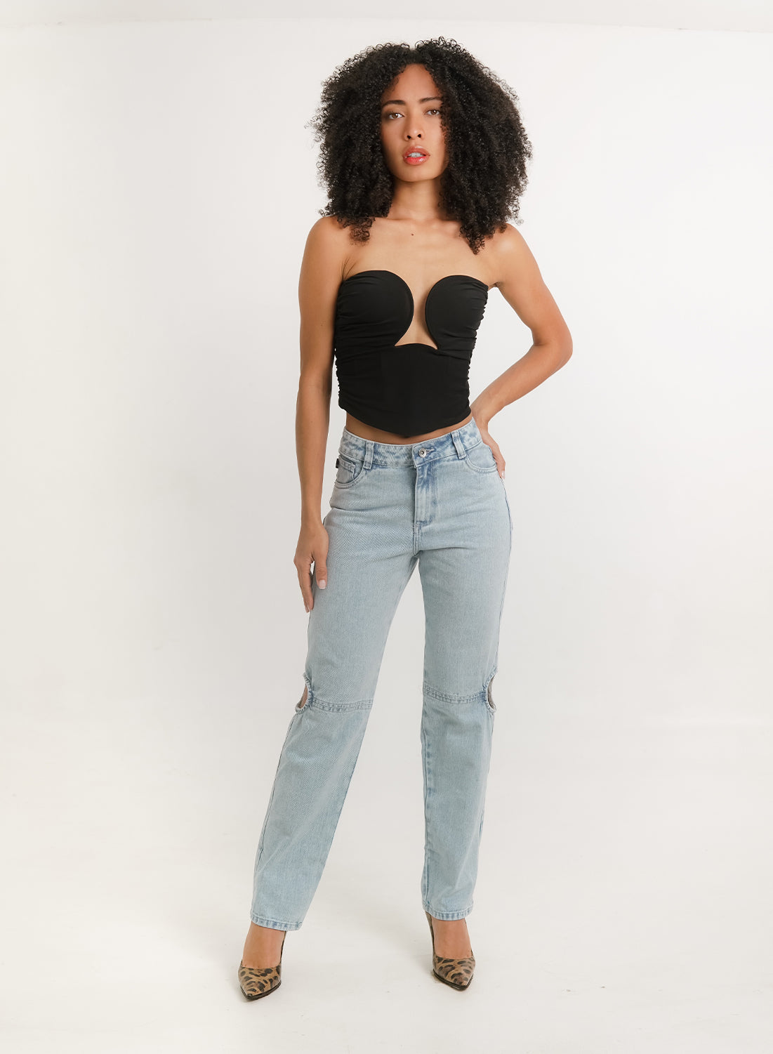 Women's Mid Rise Mom Jeans