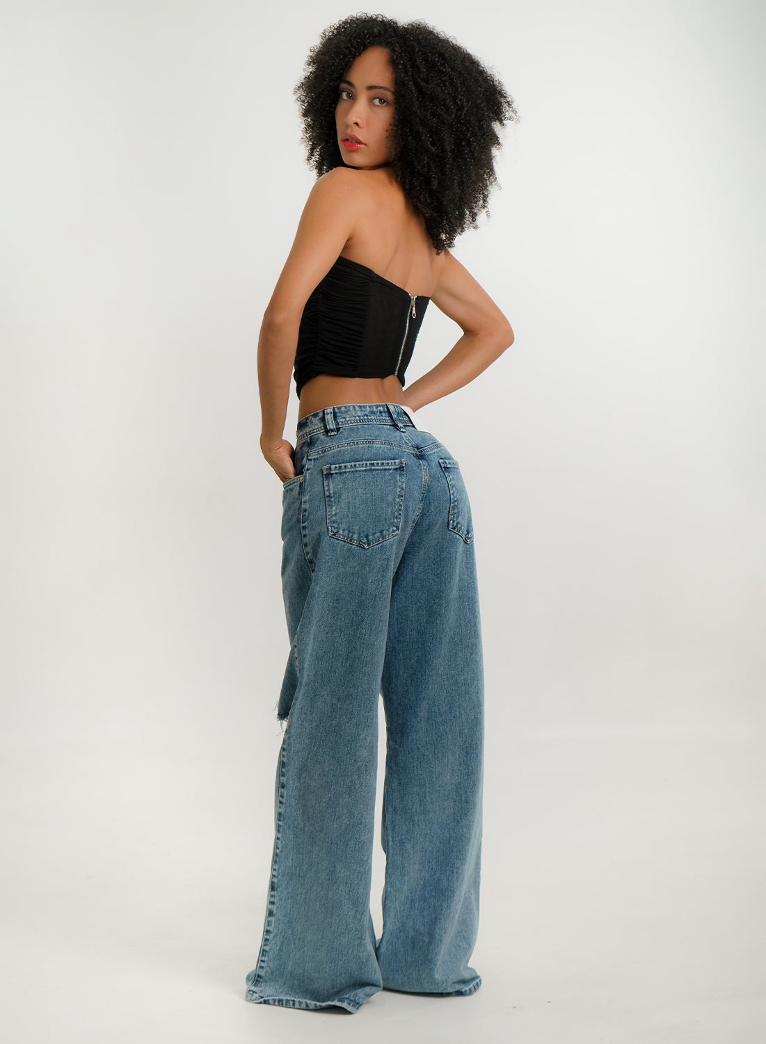 Women's Low Rise Wide Leg Jeans