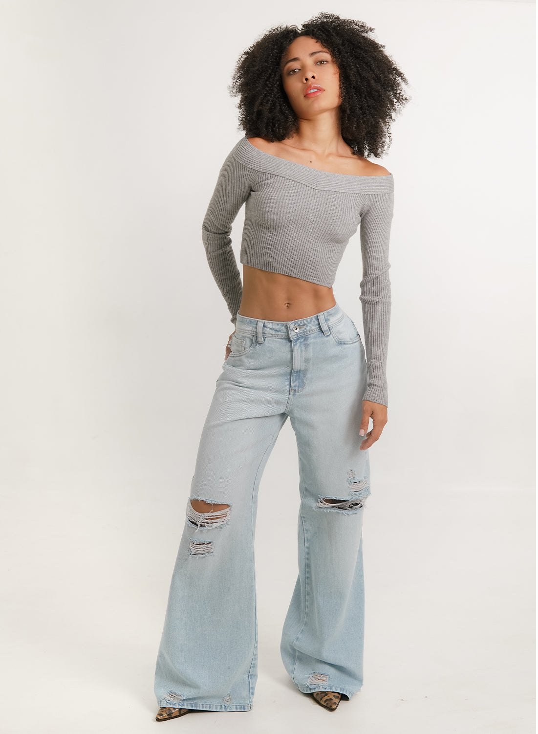 Women's Low Rise Wide Leg Jeans