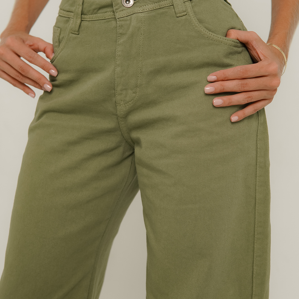 
                      
                        Olive - Women's Extra Long Mid Rise Relaxed Jorts
                      
                    