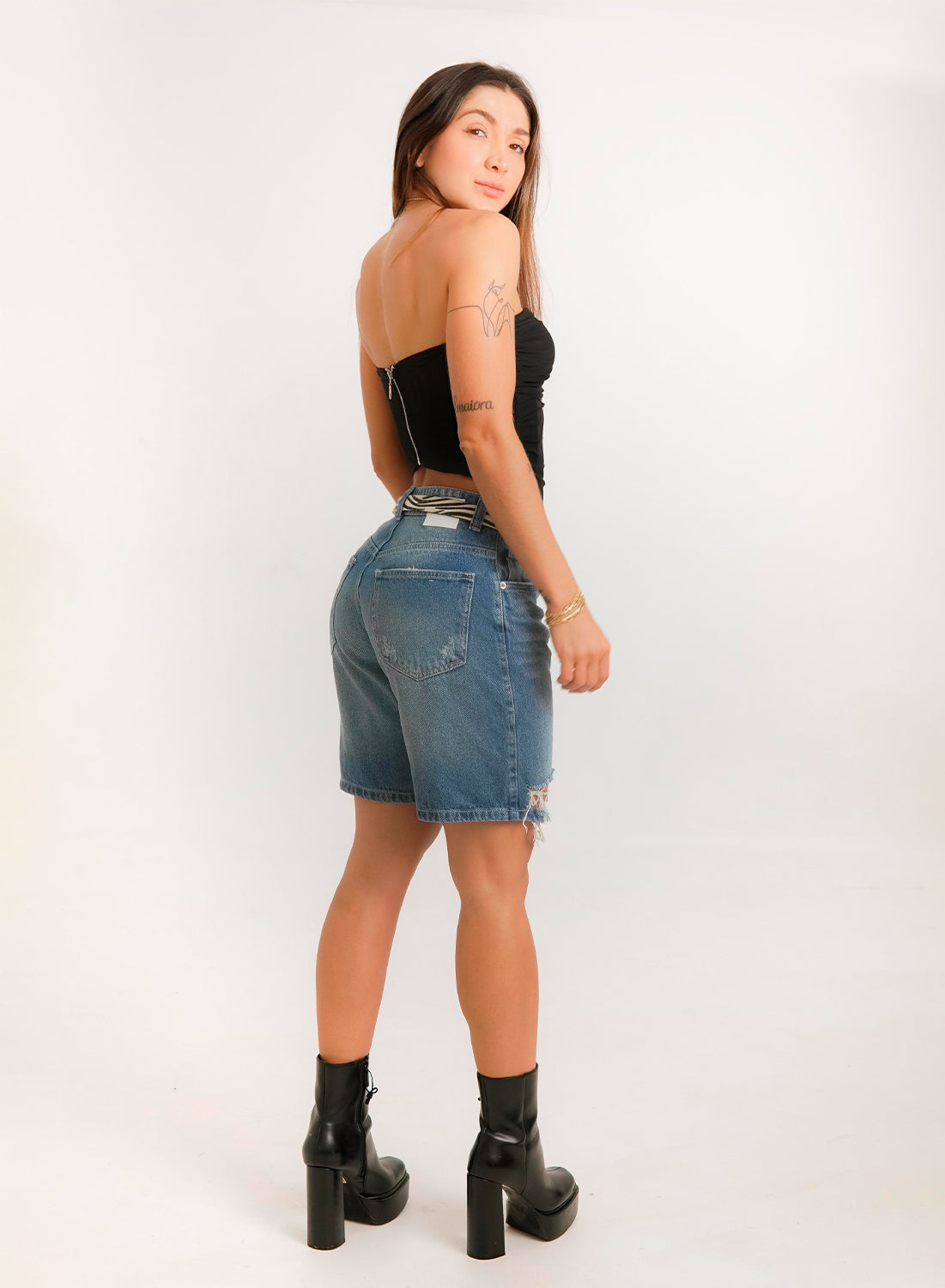 Women's Mid Rise Cargo Jorts