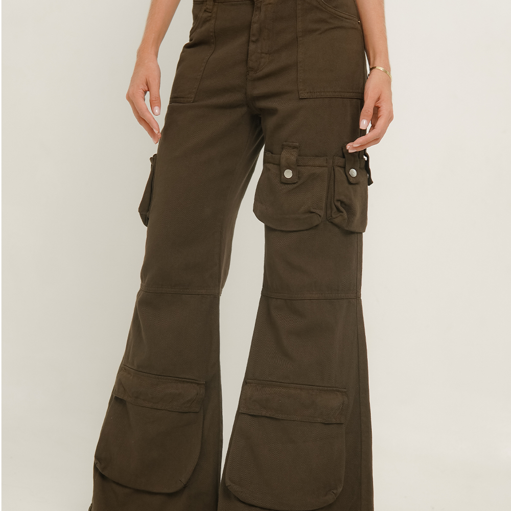 
                      
                        Women's Low Rise Cargo Jeans
                      
                    