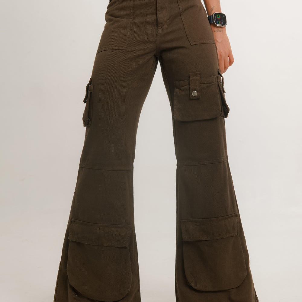 
                      
                        Women's Low Rise Cargo Jeans Chocolate
                      
                    
