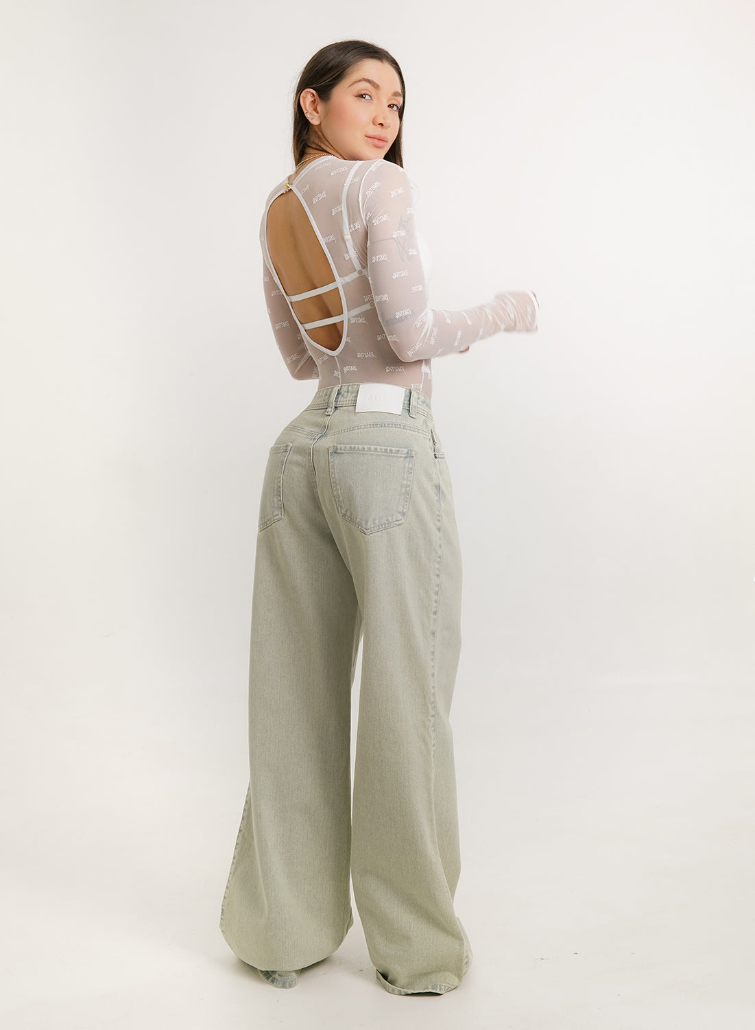 Women's Low Rise Wide Leg Jeans