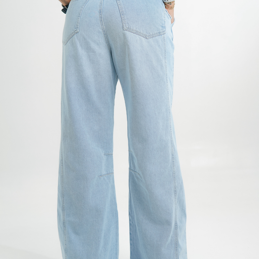 
                      
                        Women's Sleeveless Denim Jumpsuit Alien Jeans Ice blue
                      
                    
