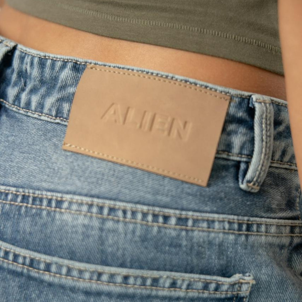 
                      
                        Women's Low Rise Boyfriend Jeans ALIEN JEANS
                      
                    