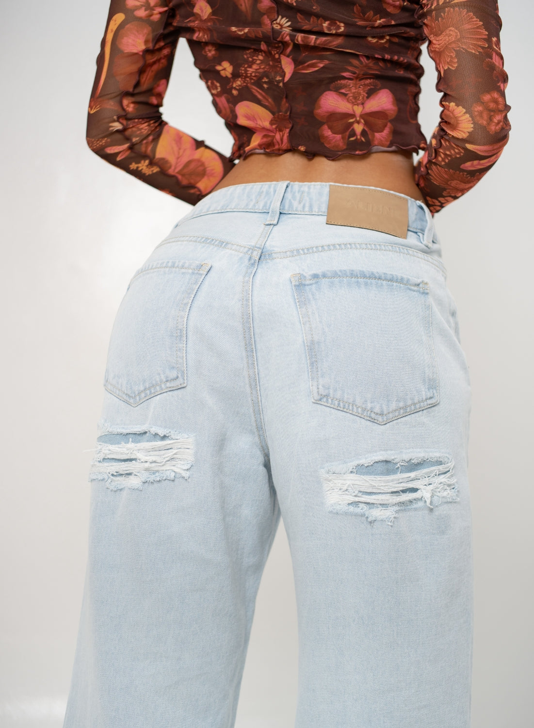 Women's Low Rise Boyfriend Alien Jeans