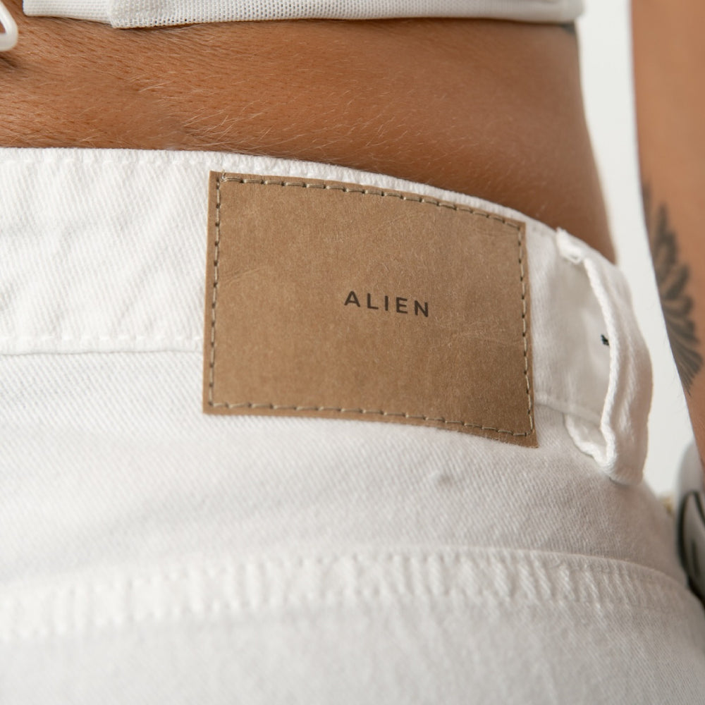 
                      
                        Women's Extra Long Low Rise White Alien Jeans Jorts
                      
                    