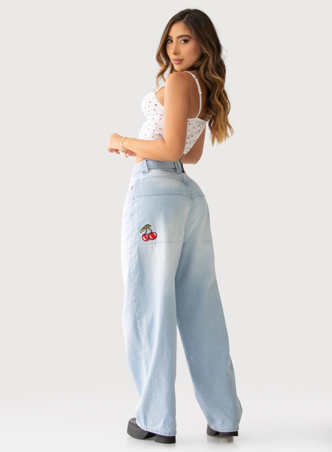 Alien Jenas Women's Low Waist Barrel Colombia