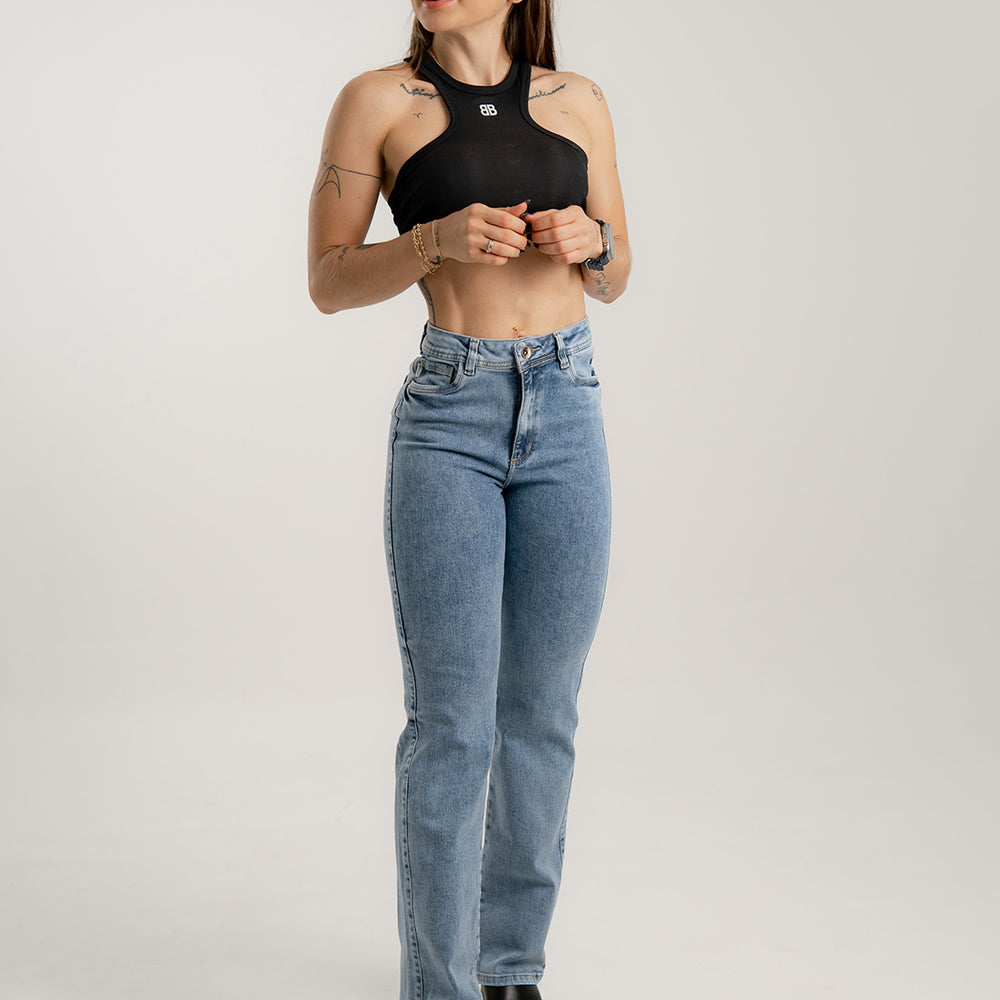 Mid Rise Mom Straight Jeans