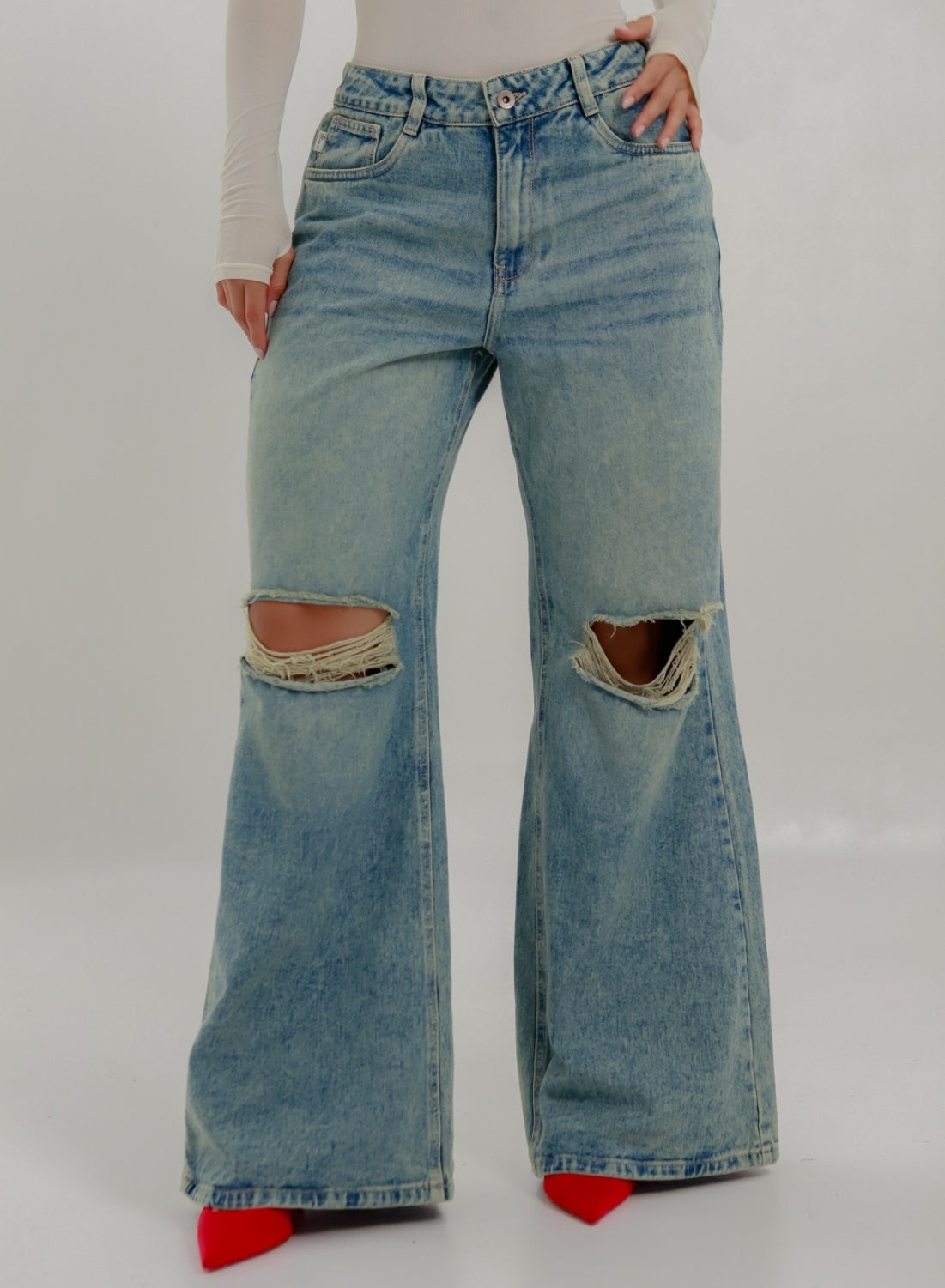 Women's Low Rise Wide Leg Alien Jeans