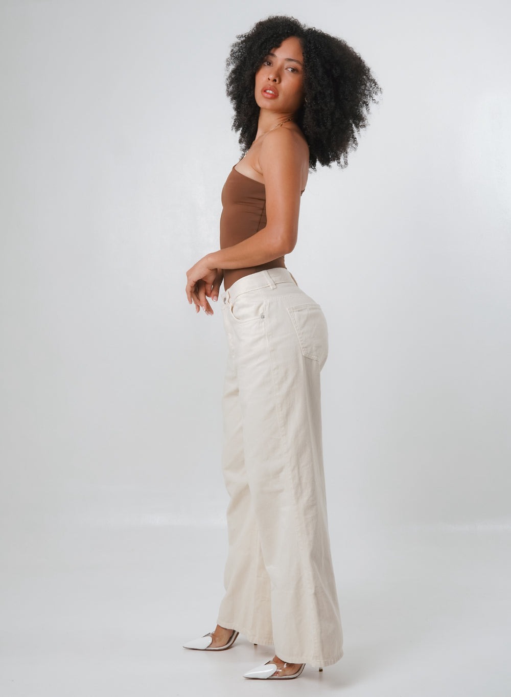 Cora Vanilla - Women's Low Rise Wide Leg Alien Jeans