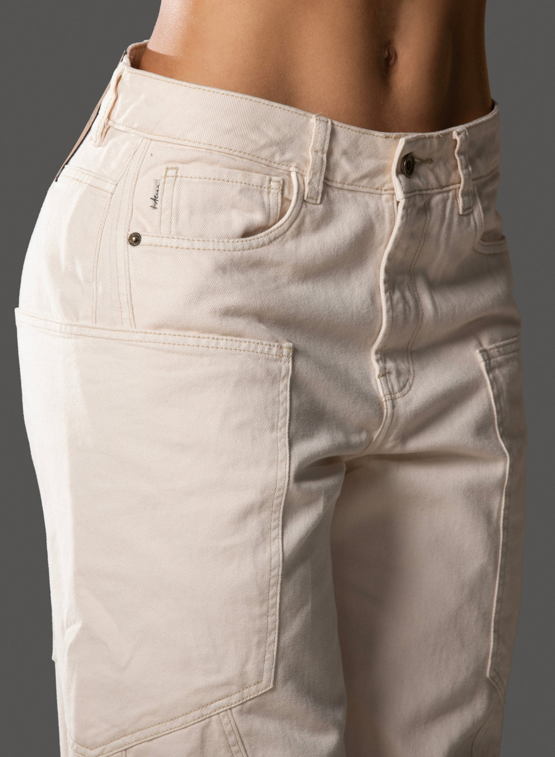 Women's Mid Rise Straight Jeans alien  jeans colombia  cream