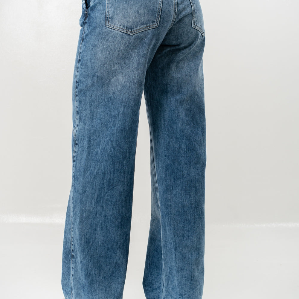 
                      
                        Women's Low Rise Barrel Jeans
                      
                    