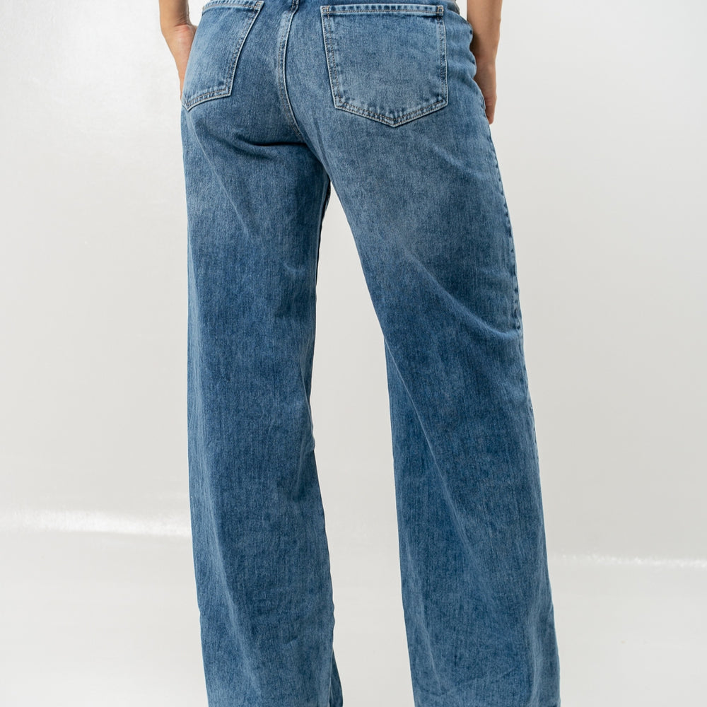 
                      
                        Women's Low Rise Barrel Jeans
                      
                    