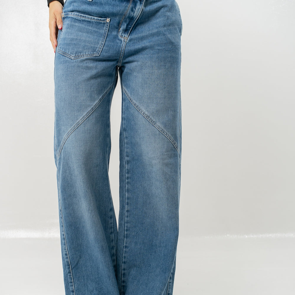 
                      
                        Women's Low Rise Barrel Jeans
                      
                    