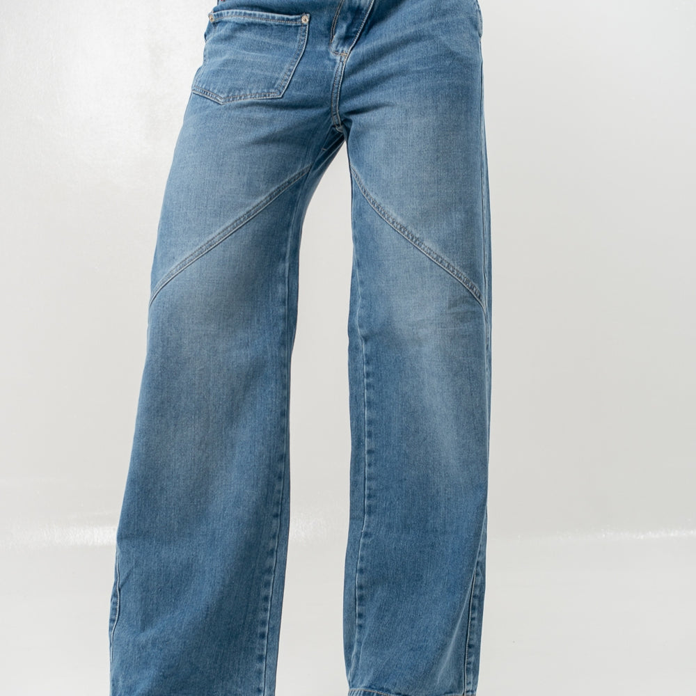 
                      
                        Women's Low Rise Barrel Jeans
                      
                    