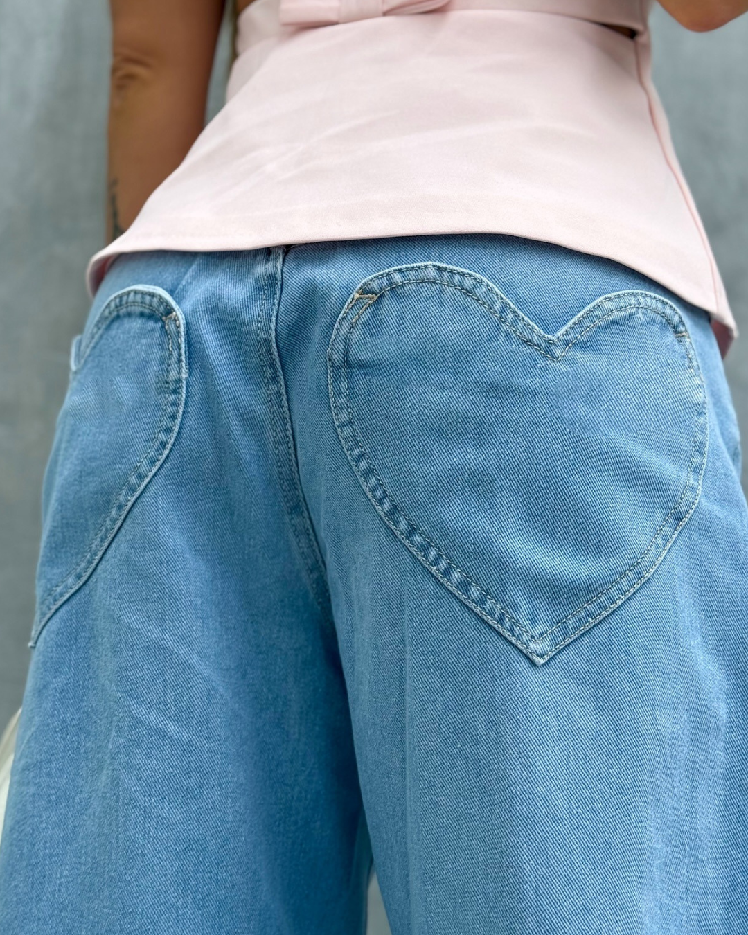 BAGGY RELAXED LIGHT BLUE ALIEN JEANS
