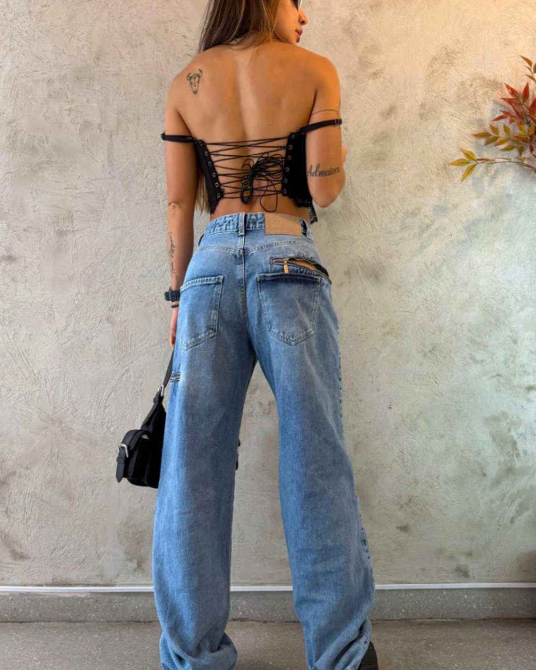 baggy blue mid rise alien jeans
