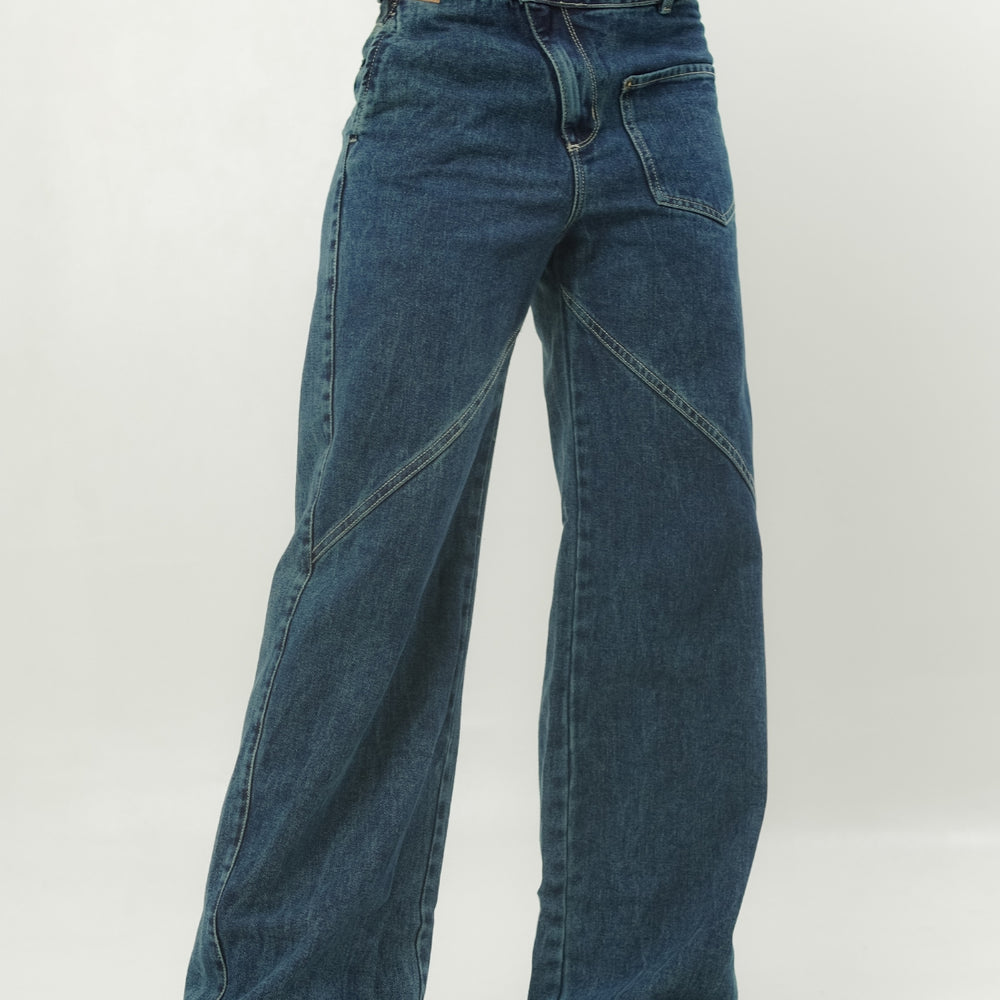 
                      
                        Women's Low Rise Barrel Jeans
                      
                    