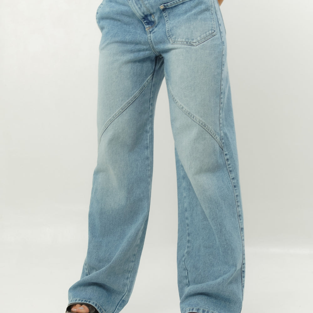 
                      
                        Women's Low Rise Barrel Jeans
                      
                    