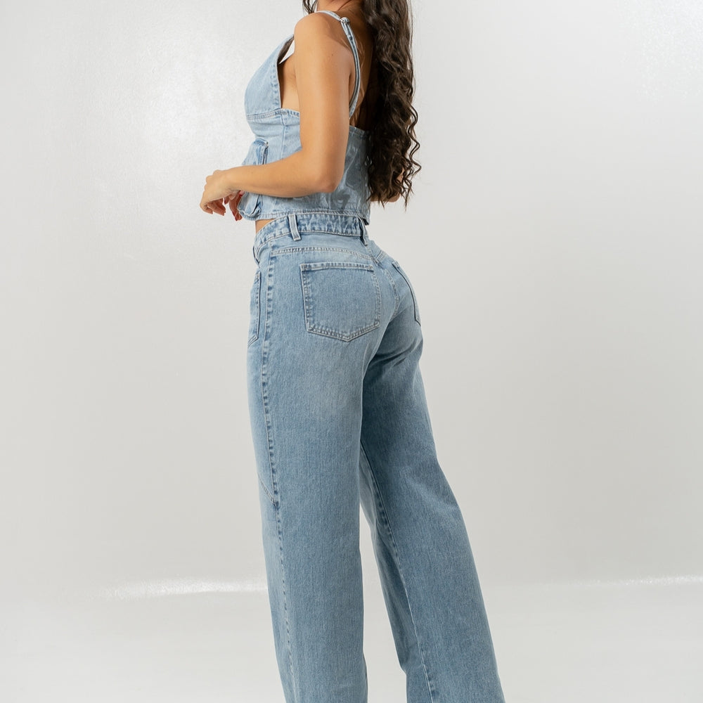 
                      
                        Women's Low Rise Barrel Jeans light blue
                      
                    