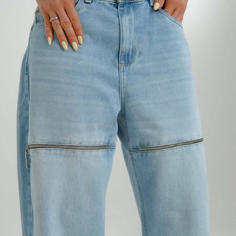 
                      
                        Women's Low Rise Bagg Light Blue Jeans
                      
                    