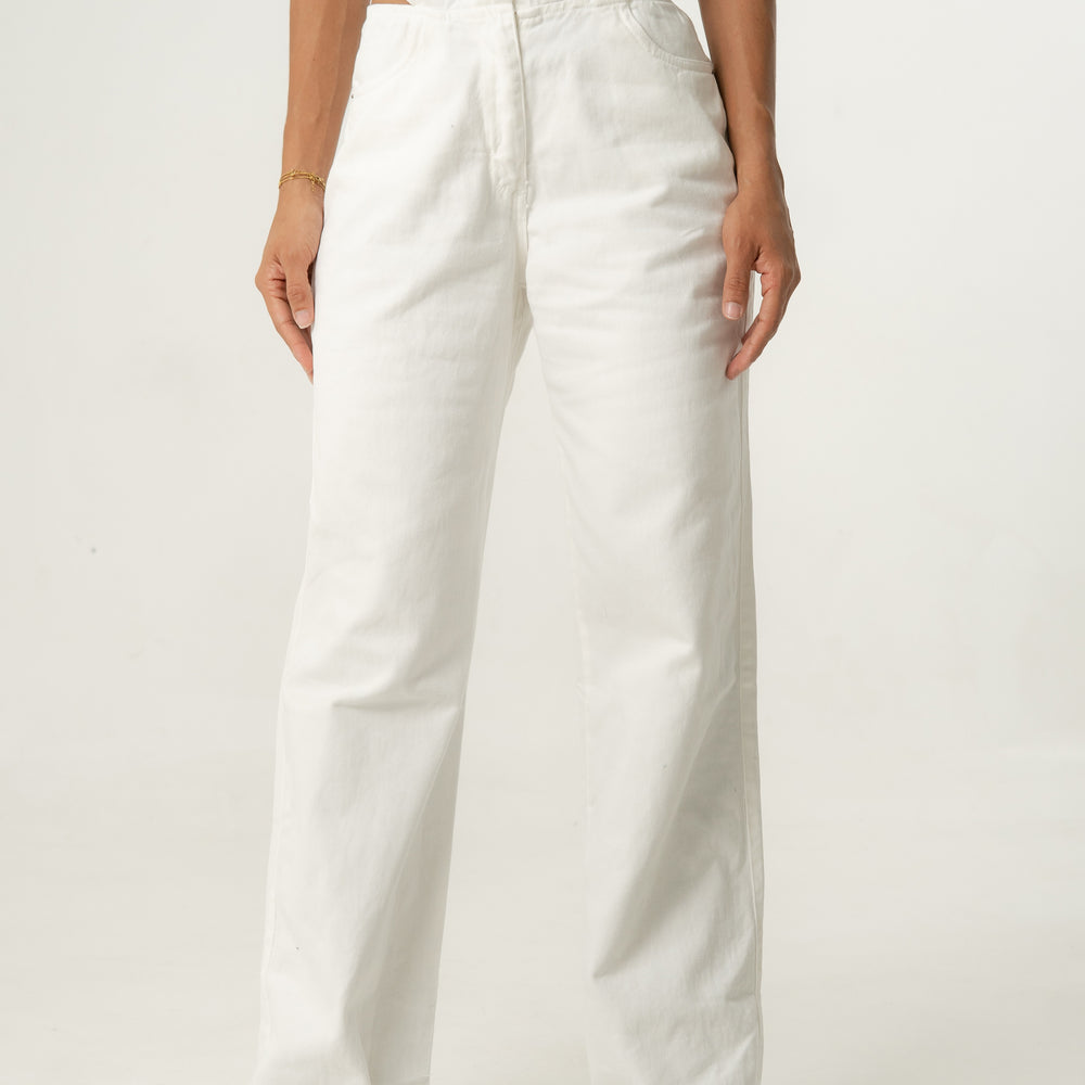 
                      
                        Women's Vanilla Denim Sleeveless Alien Jeans Jumpsuit
                      
                    