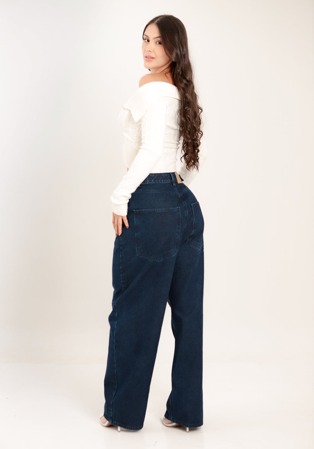 DARK BLUE Women's Low Waist Barrel Alien Jeans Colombia