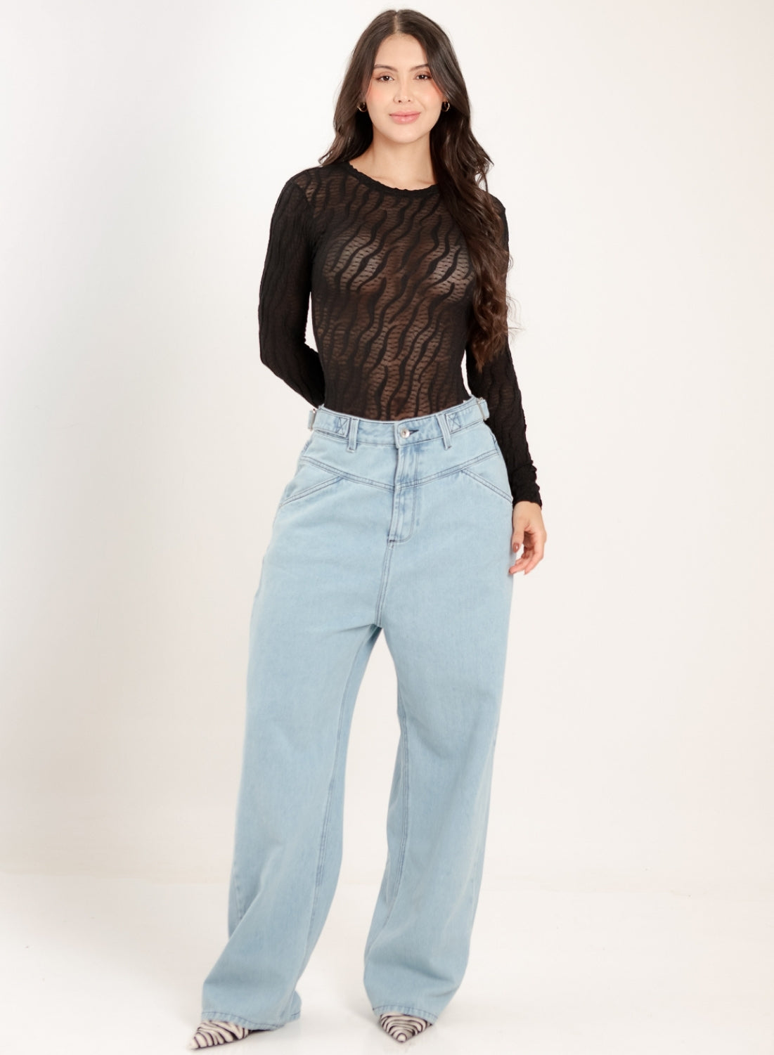 King 2 - Women's Low Waist Barrel Jeans