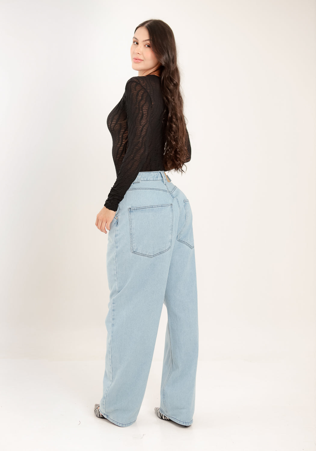 light blue Women's Low Waist Barrel Alien Jeans