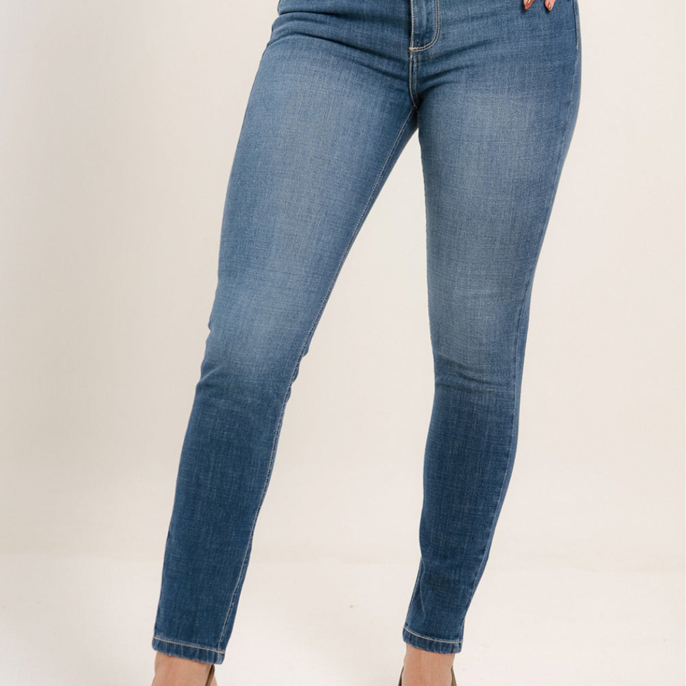 
                      
                        Lima 2 - Women's Medium Rise Skinny Jeans
                      
                    