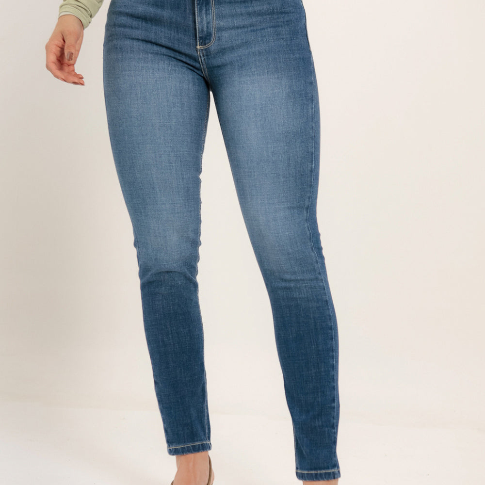 
                      
                        Lima 2 - Women's Medium Rise Skinny Jeans
                      
                    