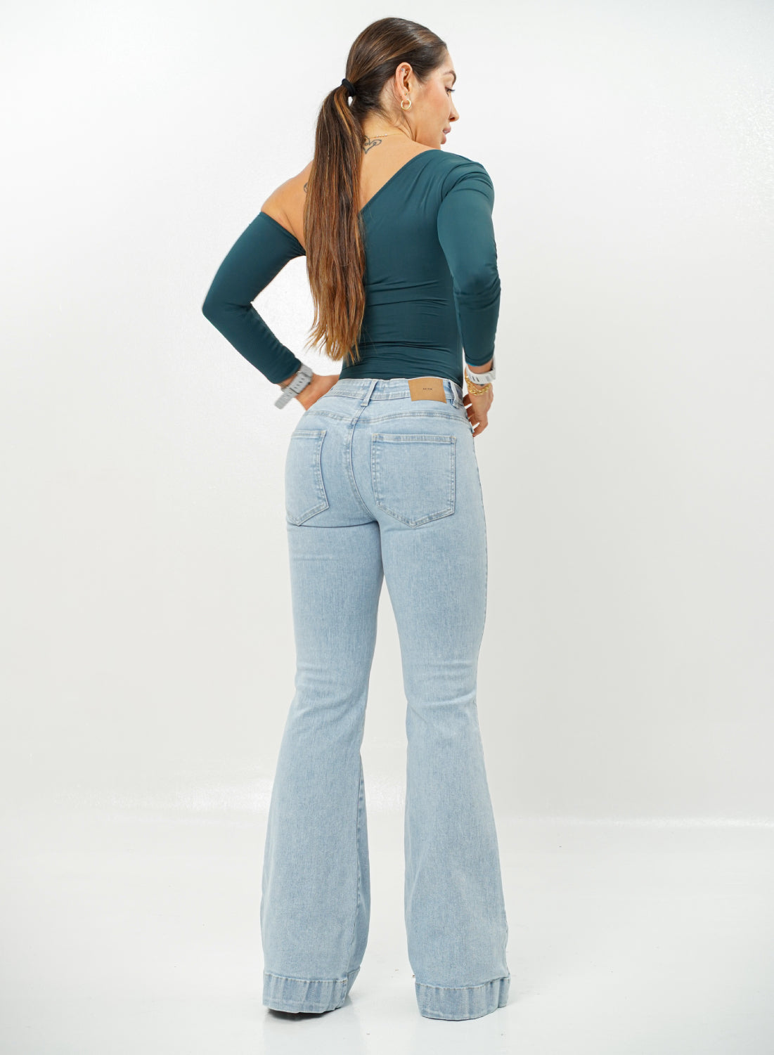 Women's Low Rise Bootcut Jeans