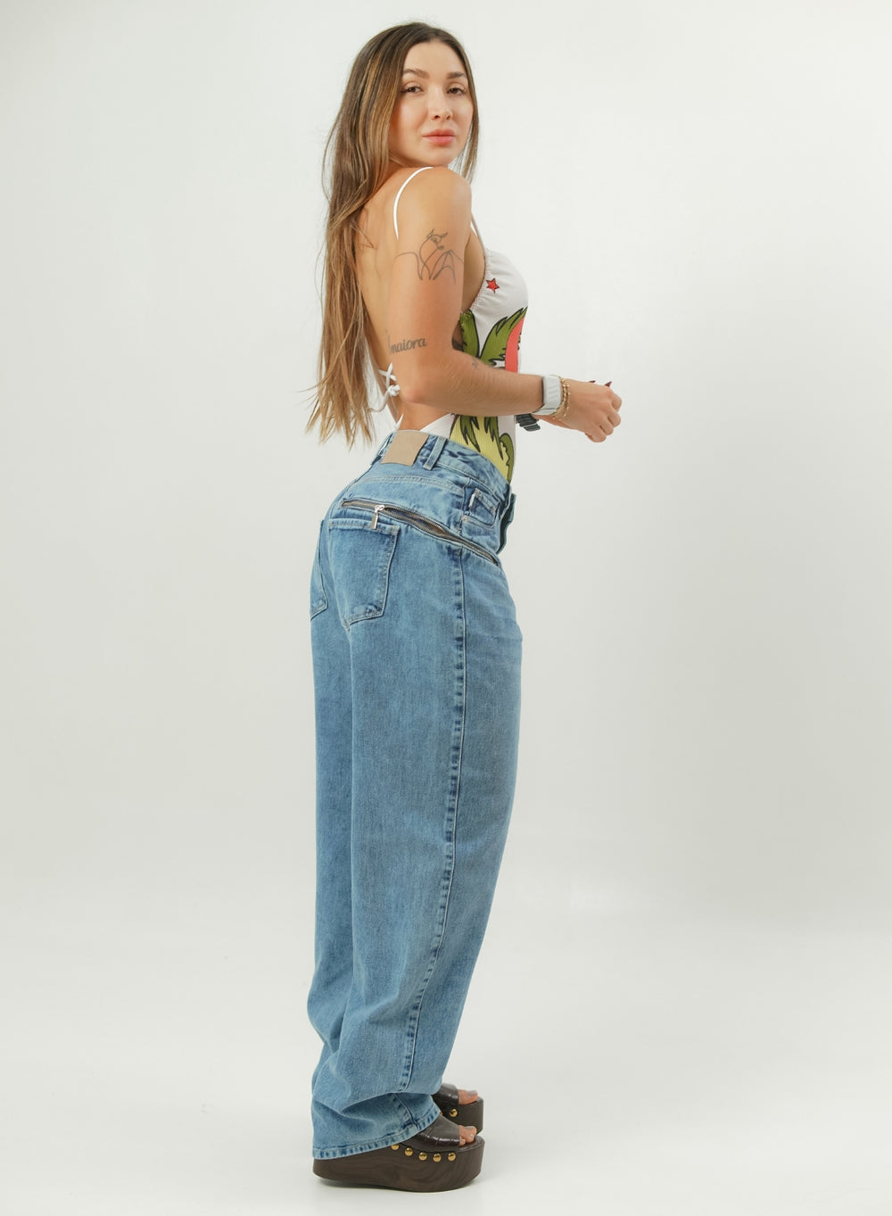  Women's Mid Waist Baggy Jeans