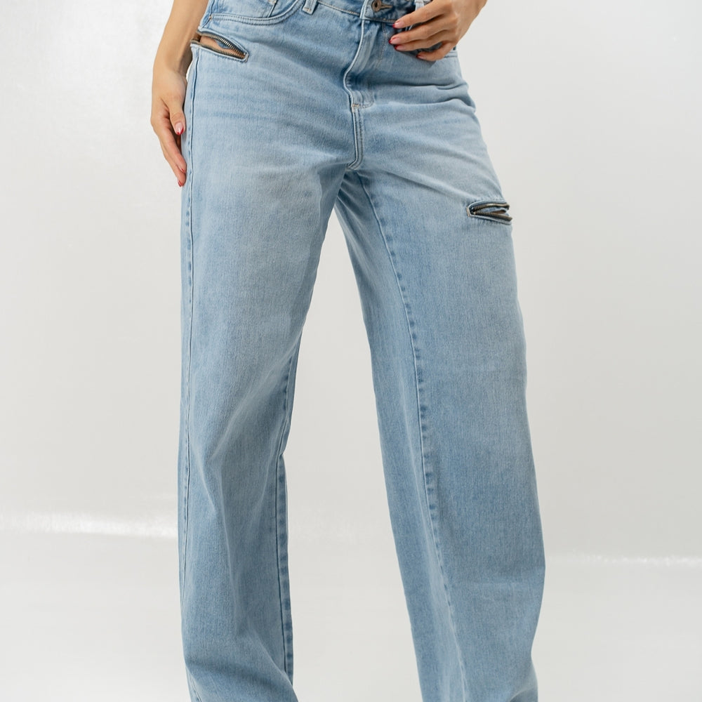 
                      
                        Loki Blue - Women's Mid Waist Baggy Jeans
                      
                    