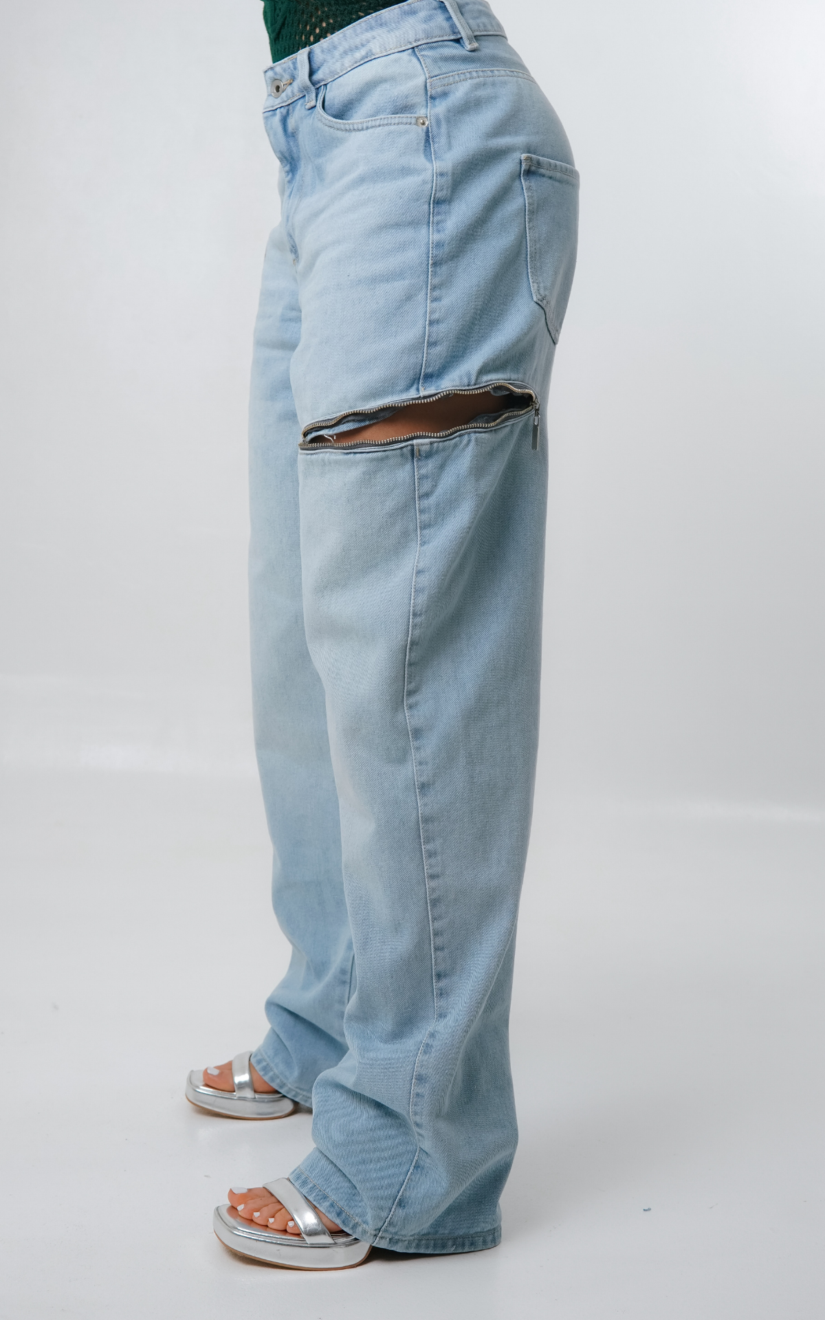Loki 3 - Women's Mid Waist Baggy Jeans