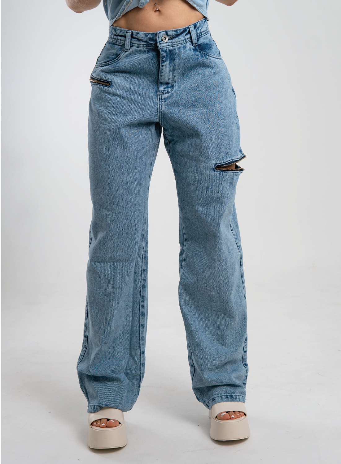 Mid Waist Baggy Jeans