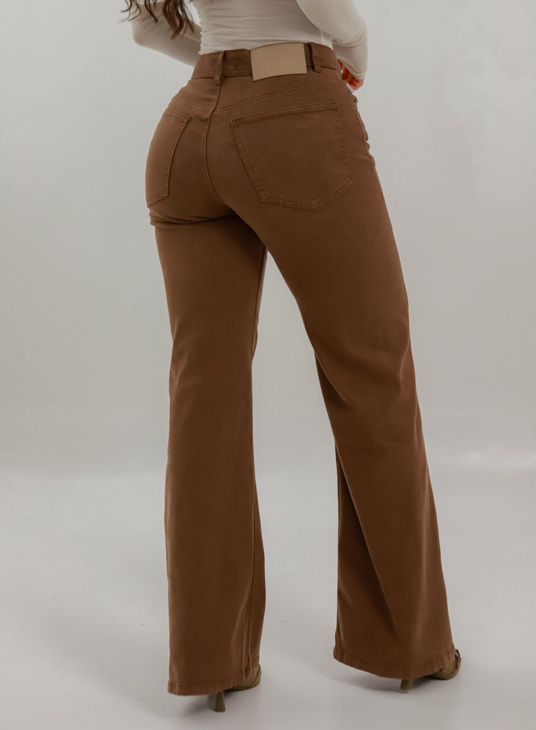 Women's Mid Rise Bootcut Jeans