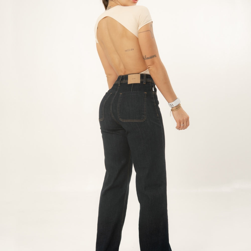 
                      
                        Women's Classic Mom Flare Jeans black alien jeans
                      
                    