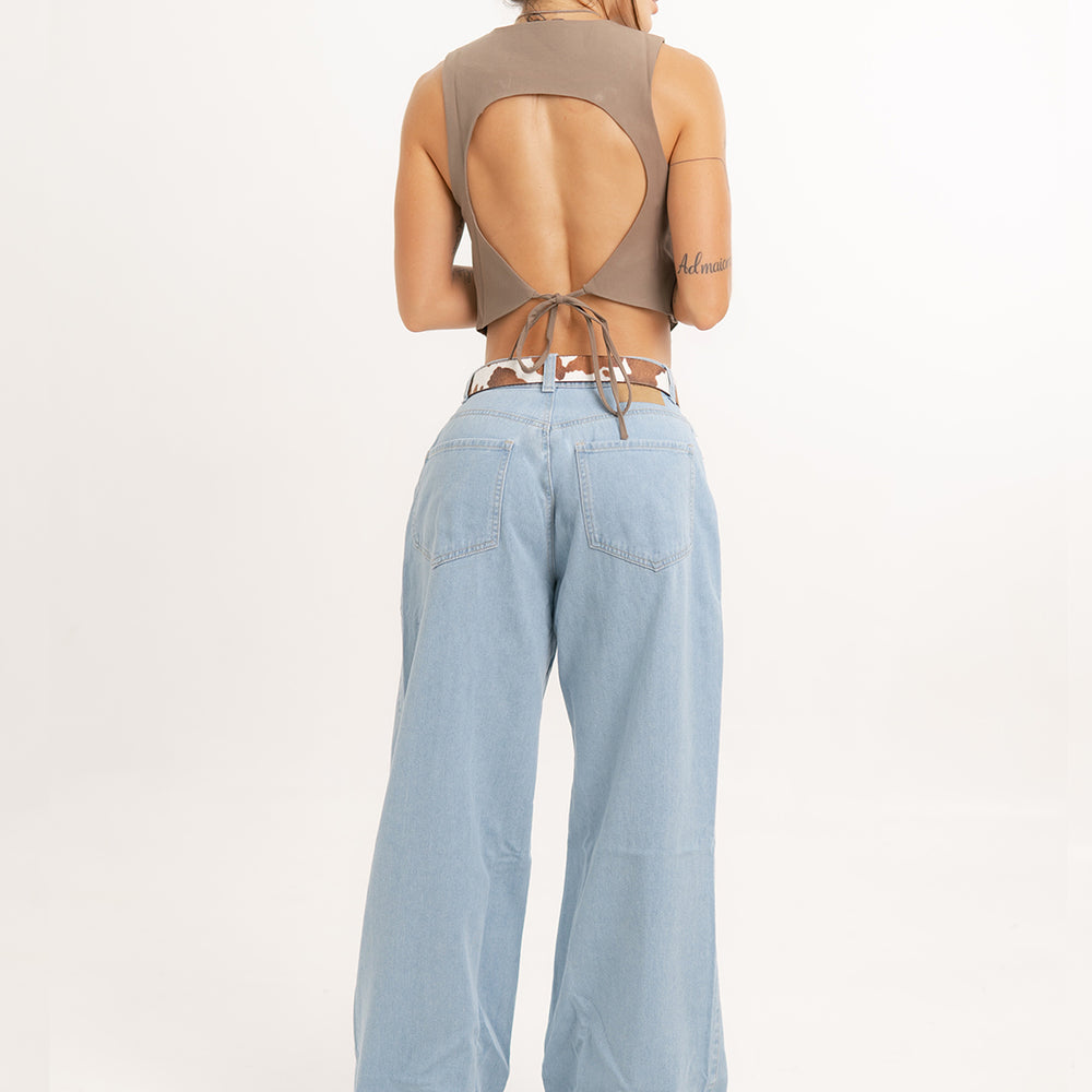 
                      
                        BAGGY WDE LEG JEANS
                      
                    