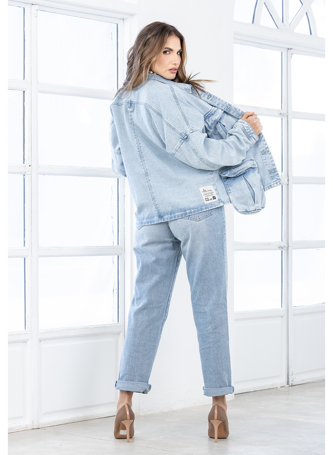 Carl - Women's Oversized Denim Jacket