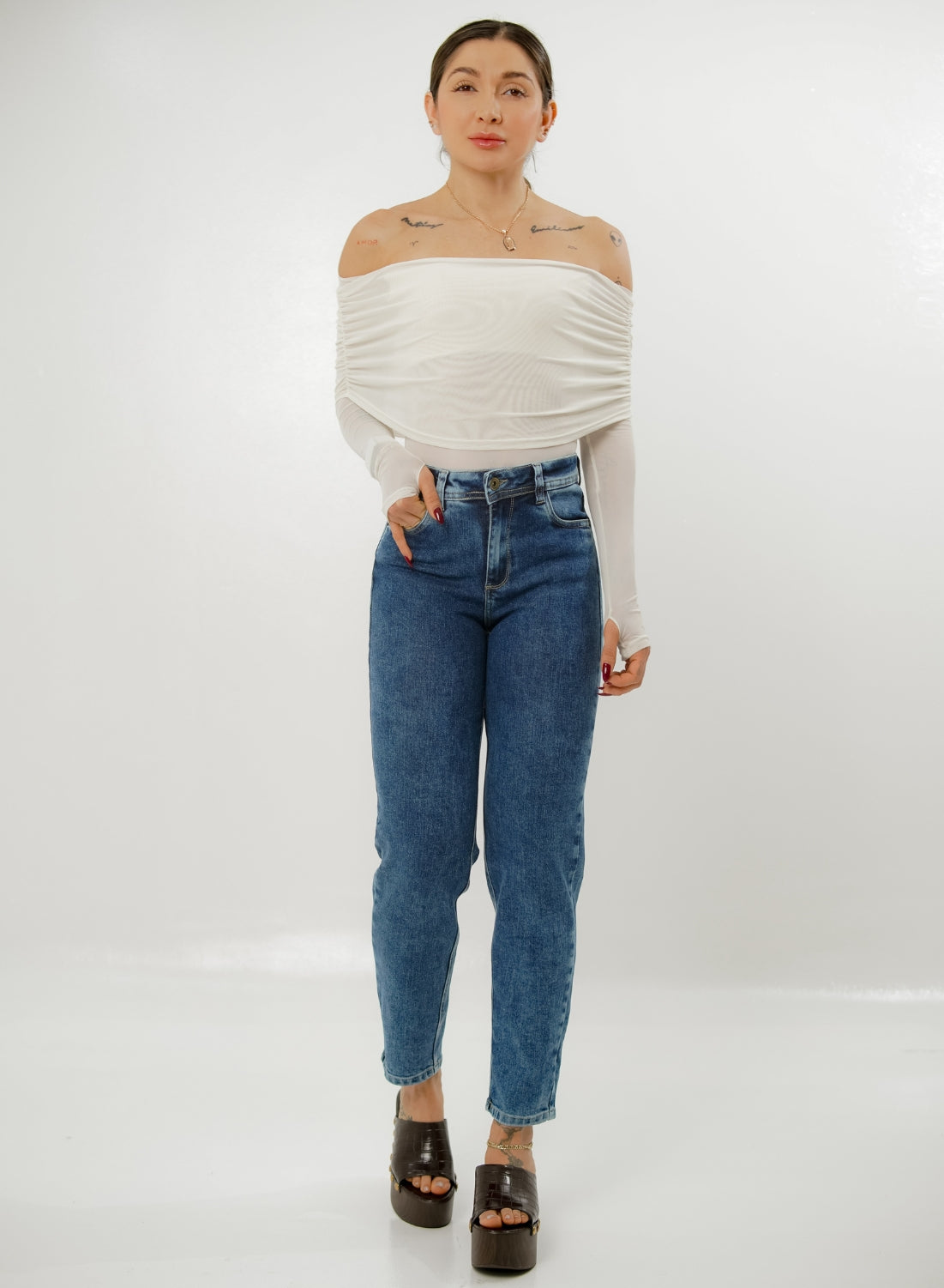 Roma 5 - Women's Classic Mid Rise Mom Jeans